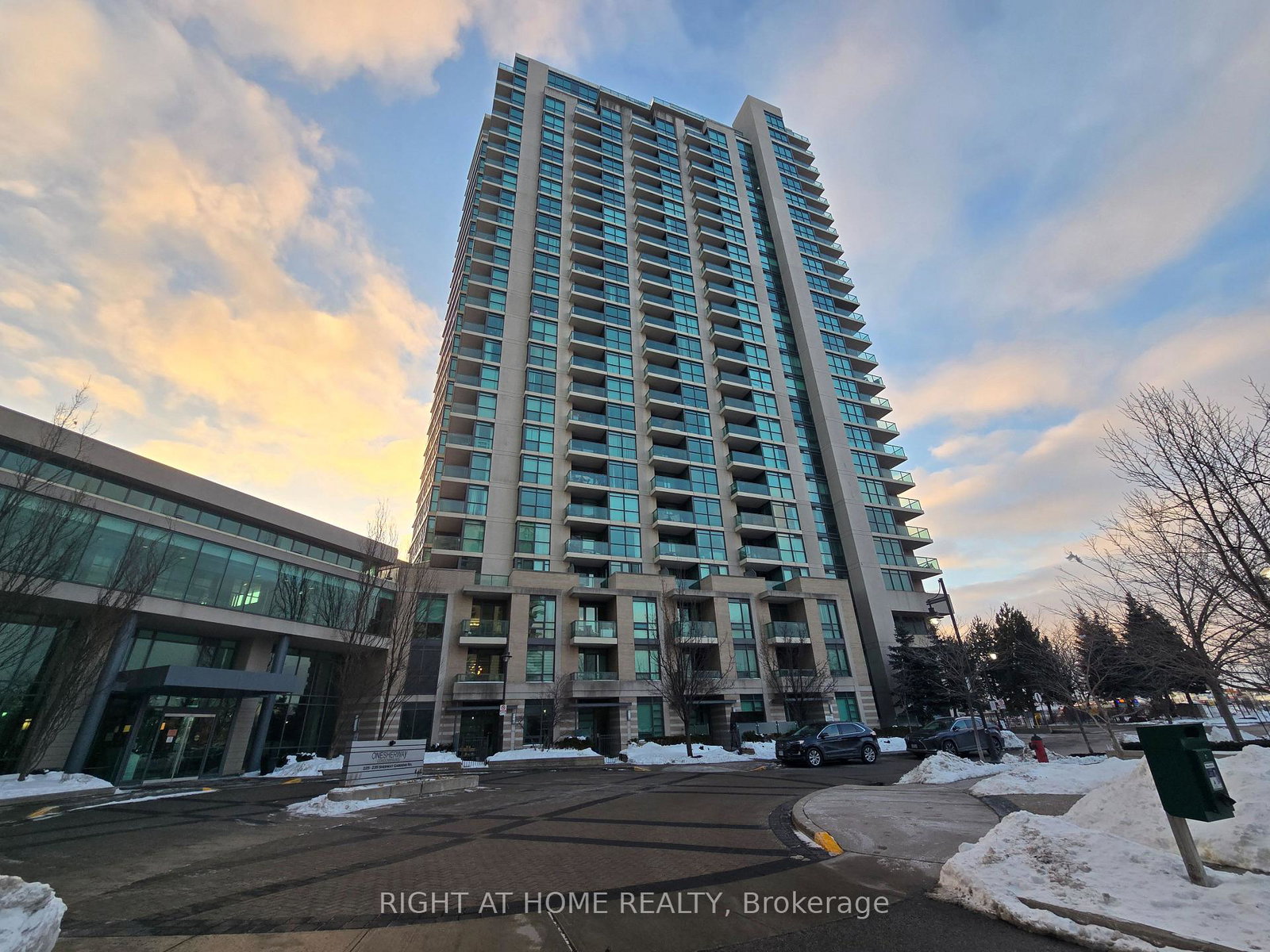 235-sherway-gardens-road-etobicoke-ontario-w12789134