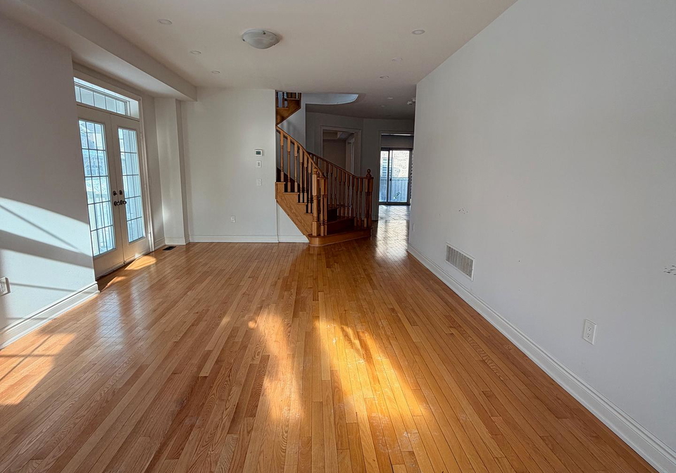 1527-leger-way-milton-ontario-w12789292