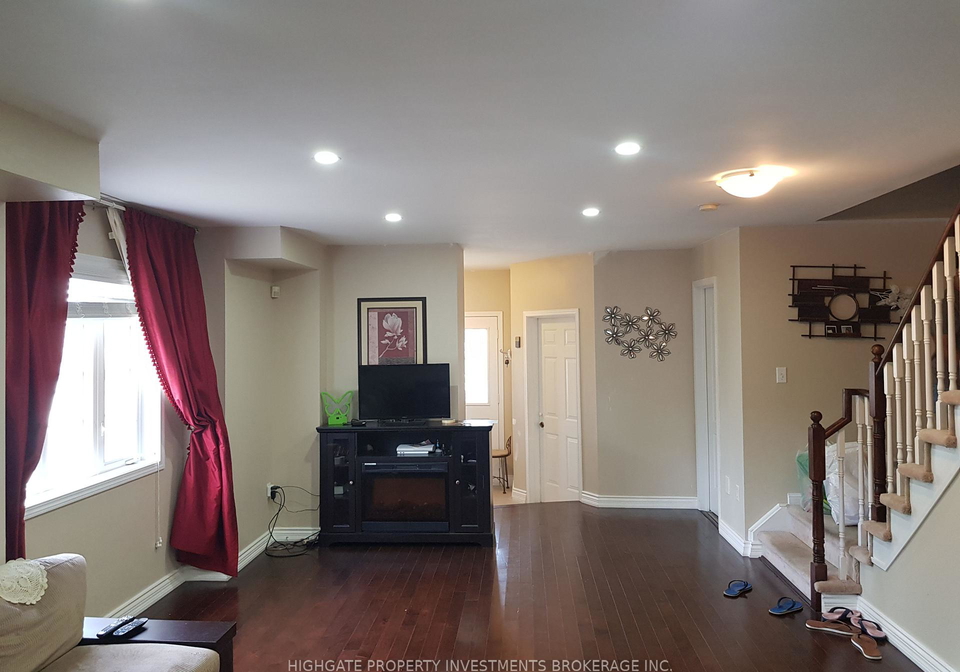 208-tiller-trail-brampton-ontario-w12789688