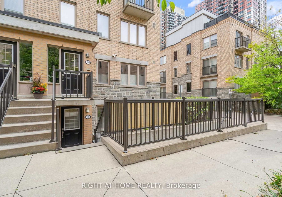 12-foundry-avenue-toronto-ontario-w12789864