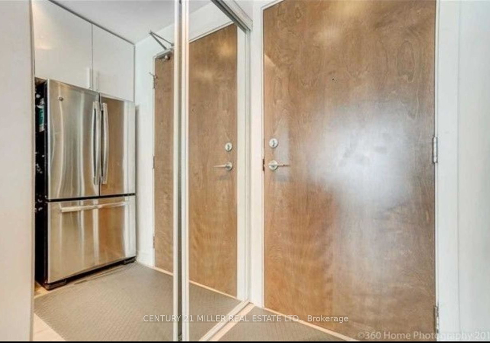 2212-lake-shore-boulevard-west-w-etobicoke-ontario-w12790284