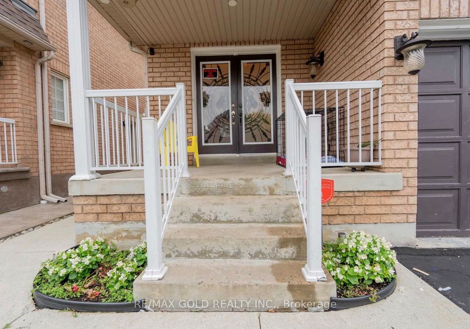 137-cadillac-crescent-brampton-ontario-w12790496