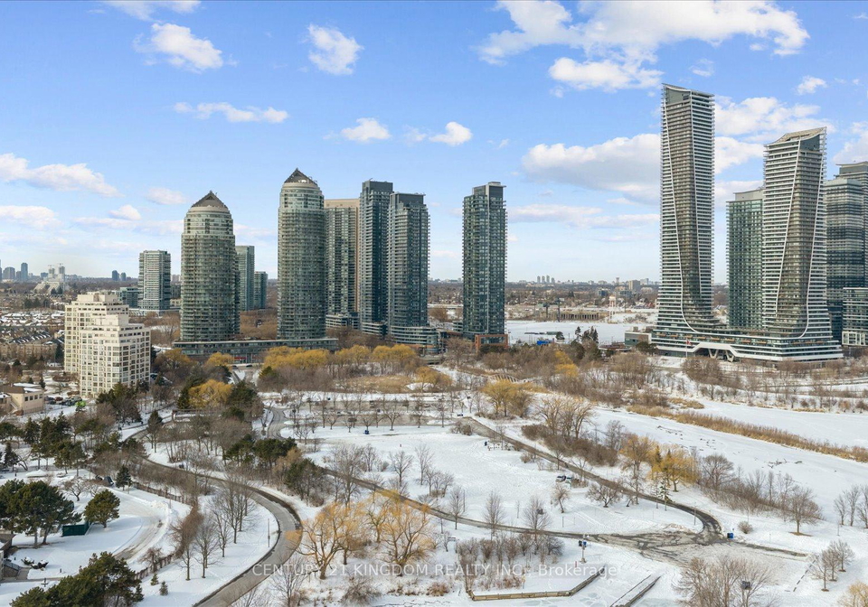 2220-lakeshore-boulevard-w-etobicoke-ontario-w12790898
