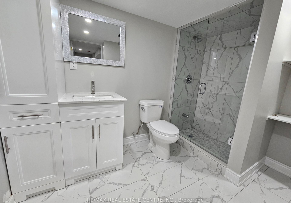 180-giddings-crescent-milton-ontario-w12790912
