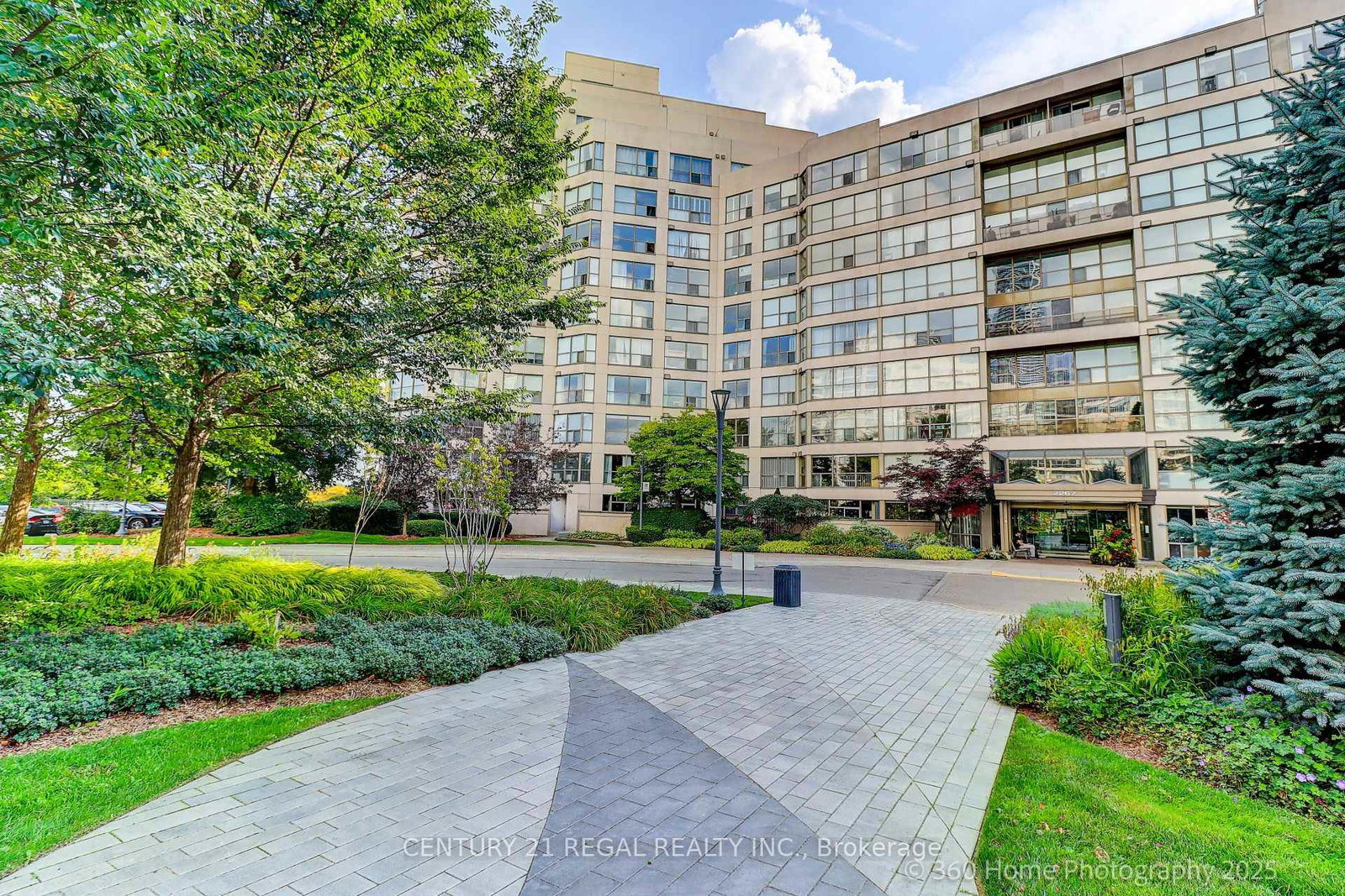 2267-lake-shore-boulevard-w-etobicoke-ontario-w12790934