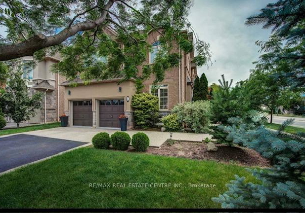 87-great-lakes-boulevard-oakville-ontario-w12790942