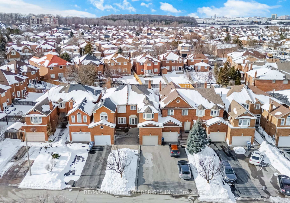 407-wendron-crescent-mississauga-ontario-w12791016