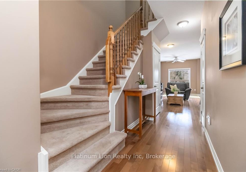 1036-fernridge-common-burlington-ontario-w12791692