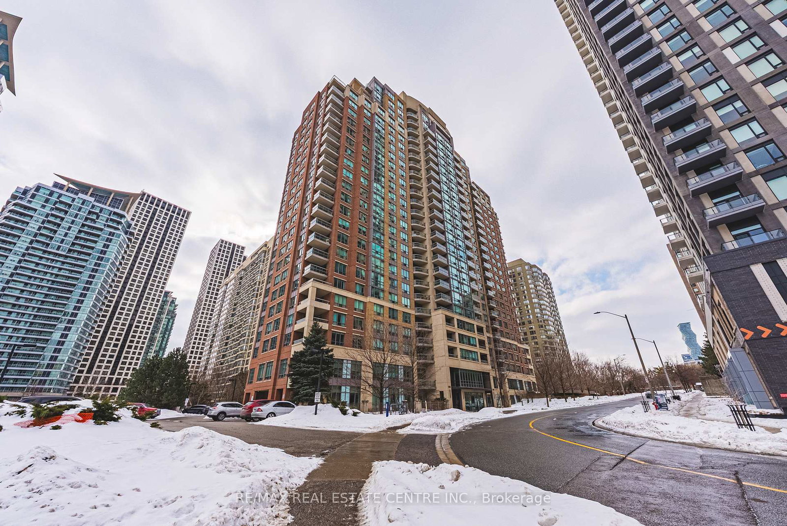 156-enfield-place-mississauga-ontario-w12791748