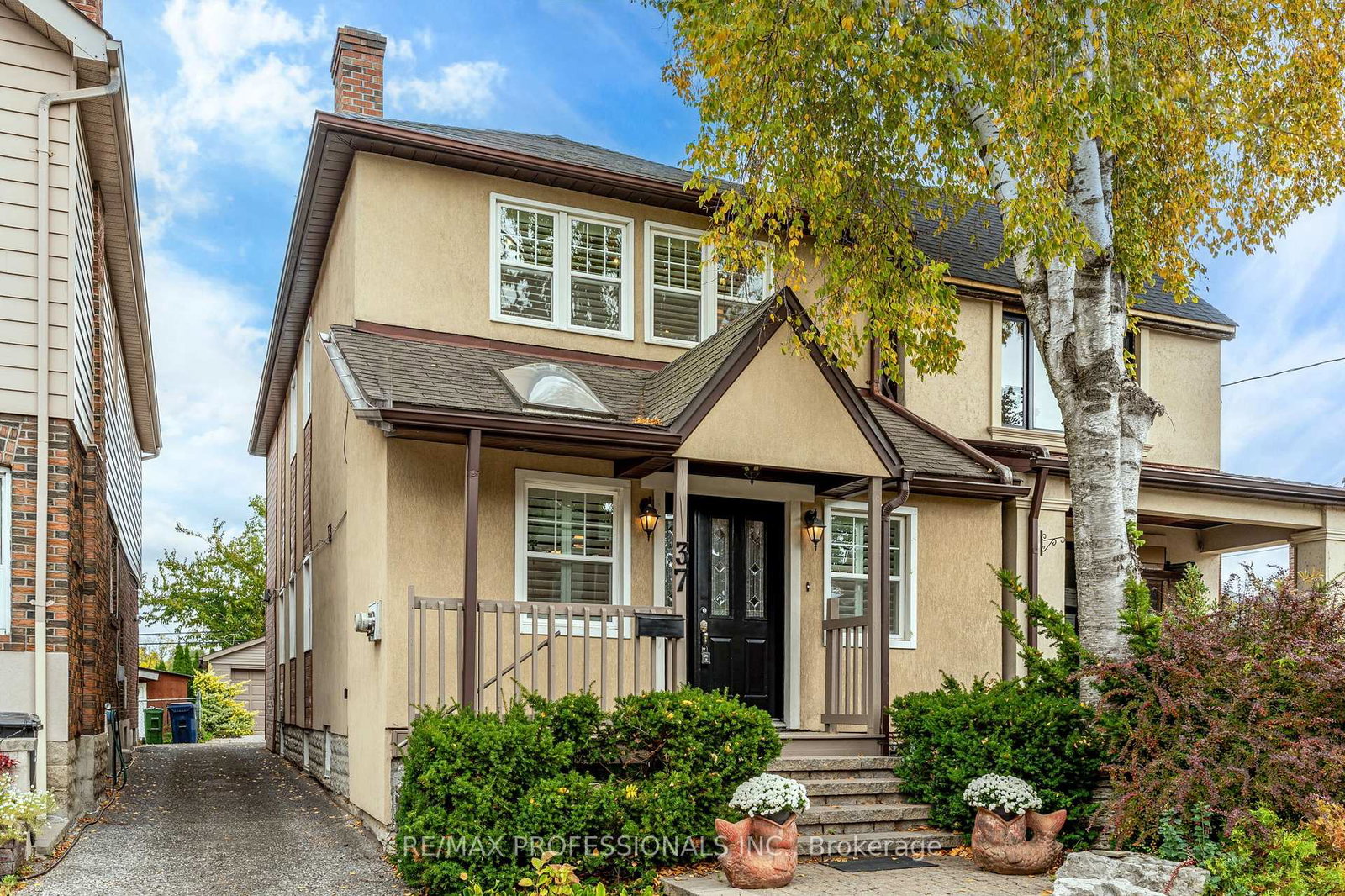 37-lavinia-avenue-toronto-ontario-w12792170