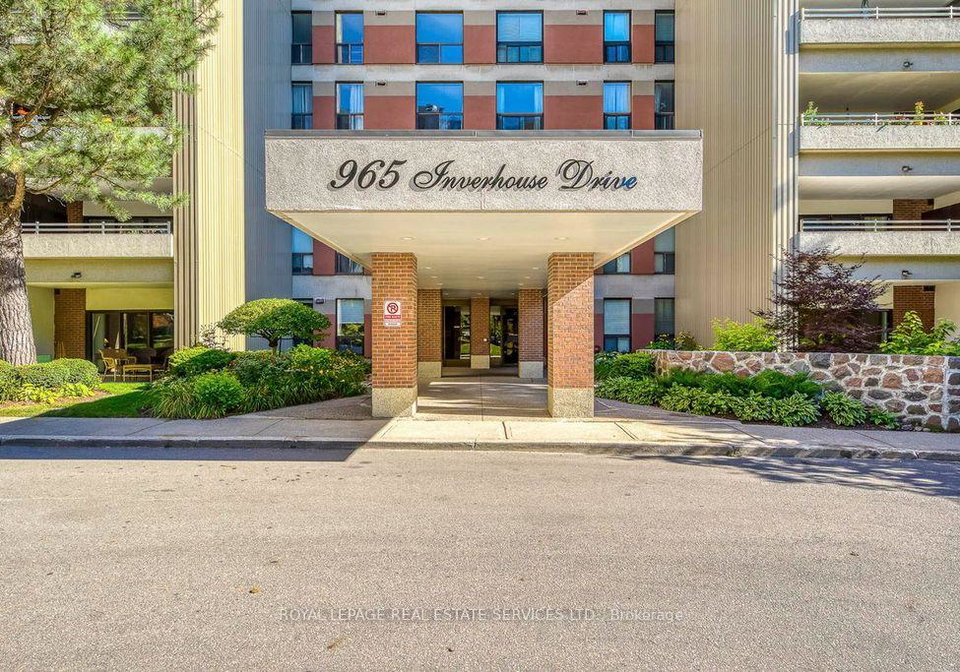965-inverhouse-drive-mississauga-ontario-w12792622