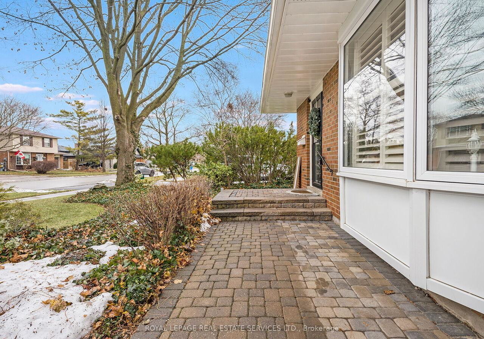 437-highside-drive-milton-ontario-w12792628