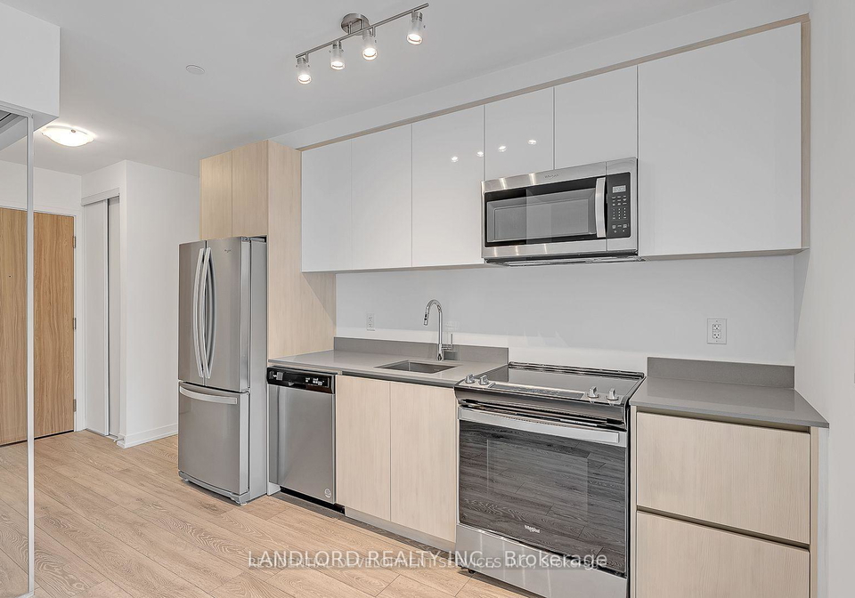 11-maryport-avenue-york-ontario-w12792850