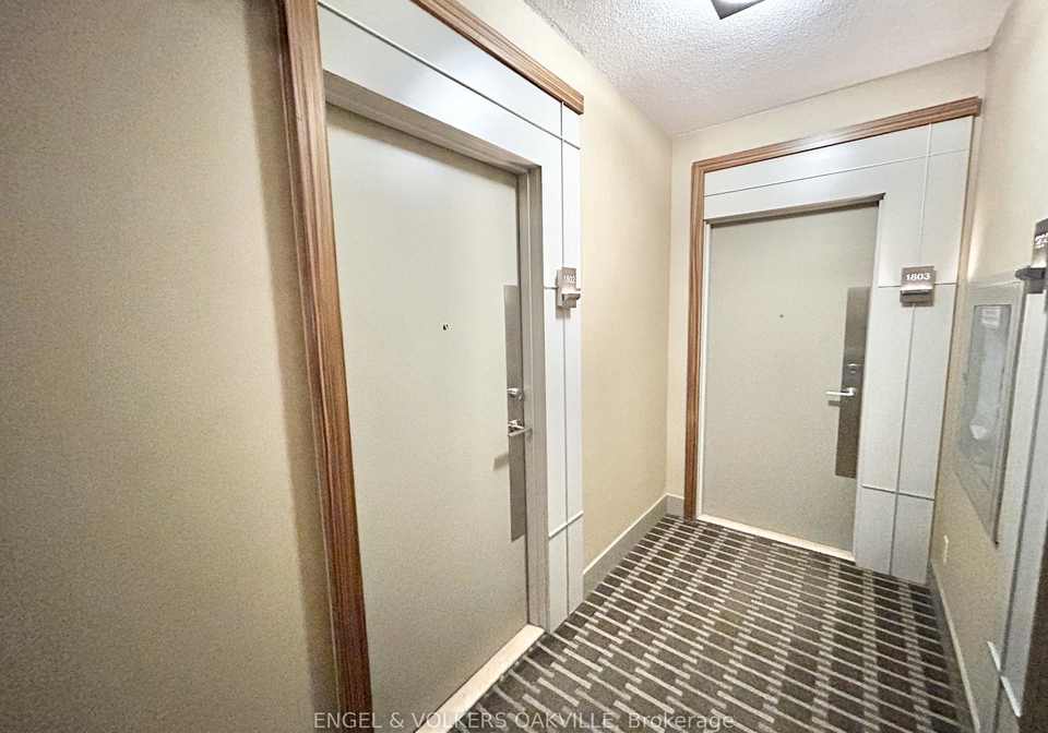 16-brookers-lane-etobicoke-ontario-w12792988