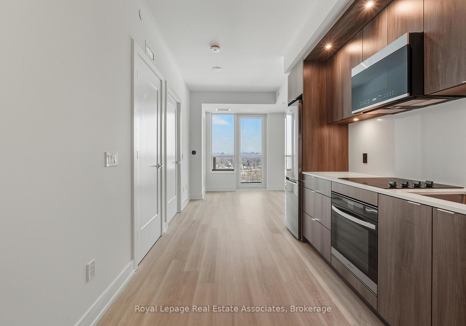 60-central-park-roadway-etobicoke-ontario-w12793018