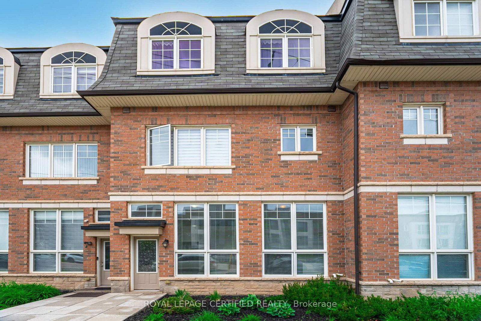 2420-baronwood-drive-oakville-ontario-w12793060