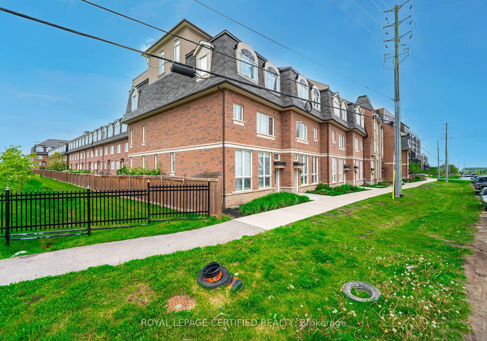 2420-baronwood-drive-oakville-ontario-w12793060
