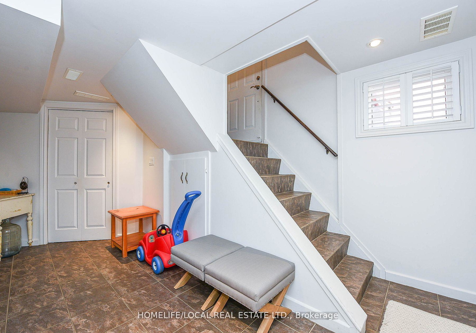 570-exbury-crescent-mississauga-ontario-w12793134