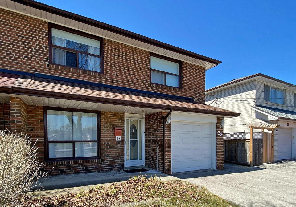 28-peterson-drive-york-ontario-w12793168
