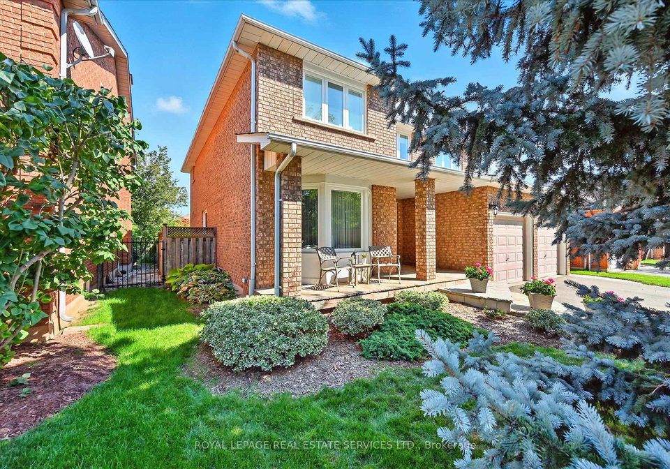 44-inverhuron-trail-oakville-ontario-w12793398