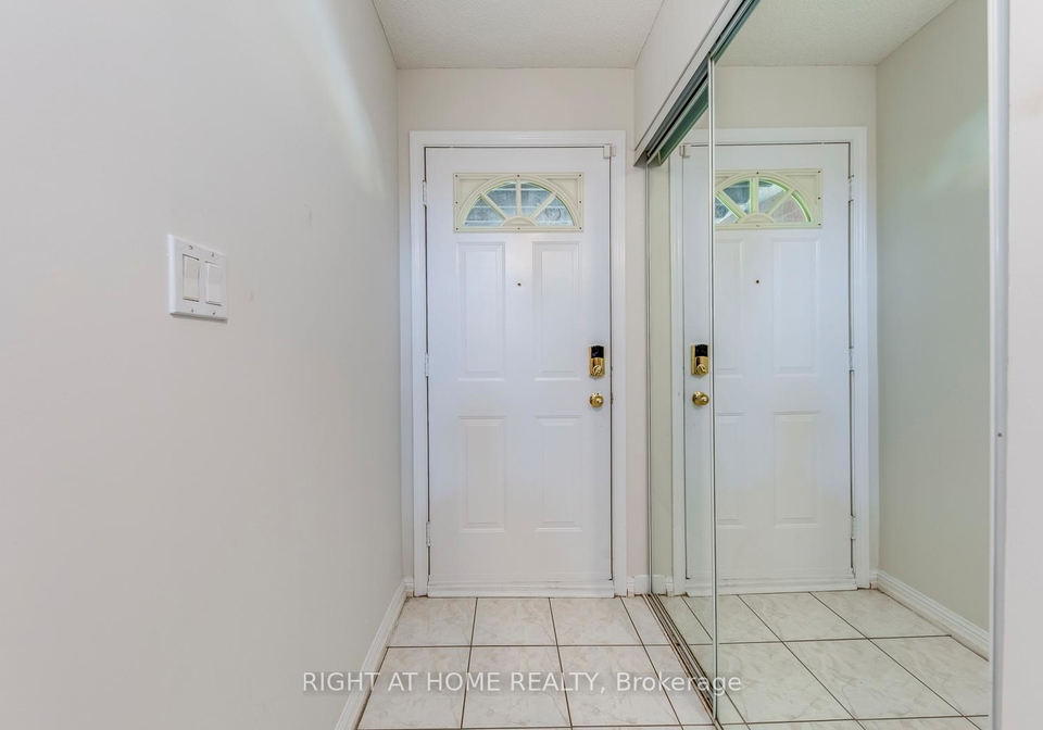 4991-rathkeale-road-mississauga-ontario-w12793432