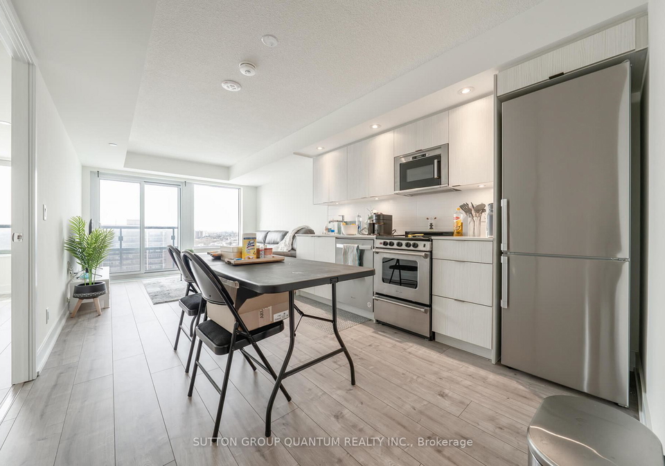 10-eva-road-etobicoke-ontario-w12793660