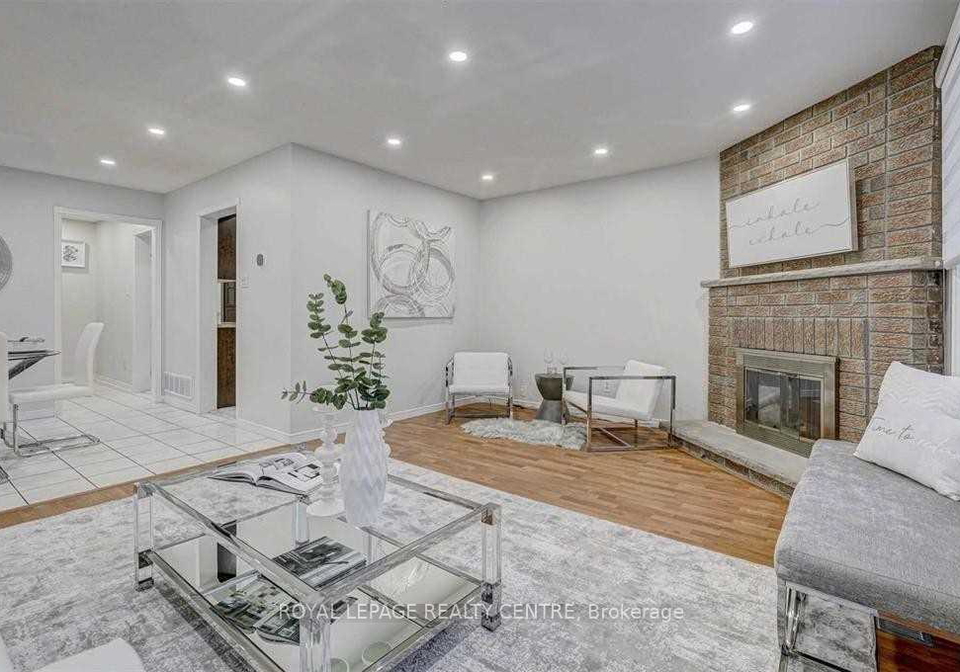 390-wendron-crescent-mississauga-ontario-w12794458