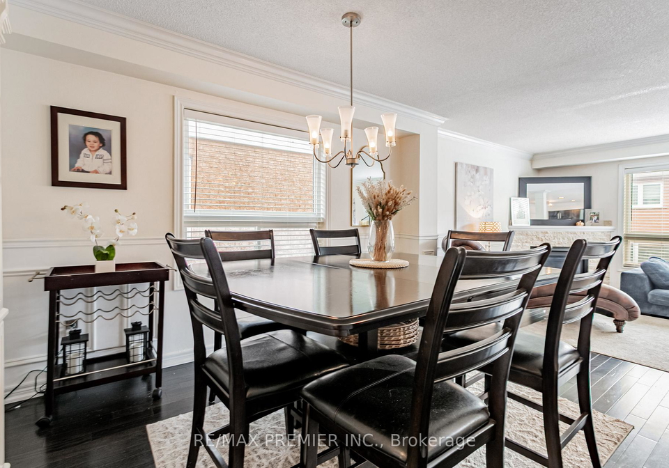 11-four-seasons-circle-brampton-ontario-w12794886