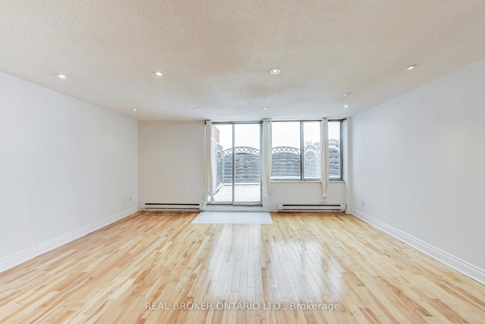 1011-dufferin-street-toronto-ontario-w12794910
