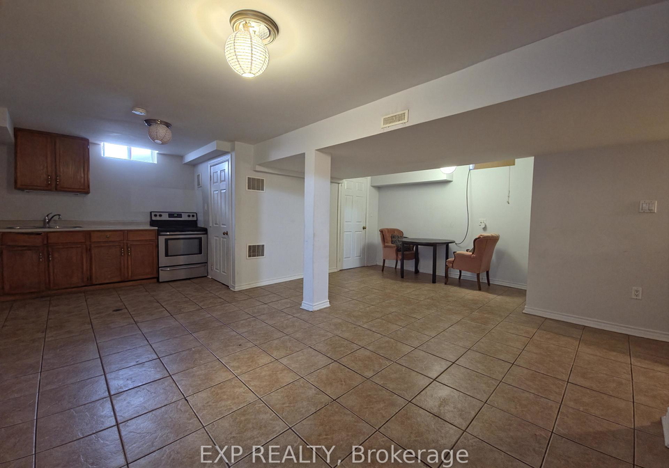 5815-riverdale-crescent-mississauga-ontario-w12795316