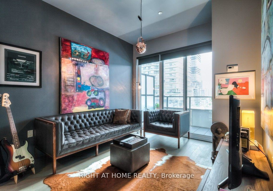 30-shore-breeze-drive-etobicoke-ontario-w12795328