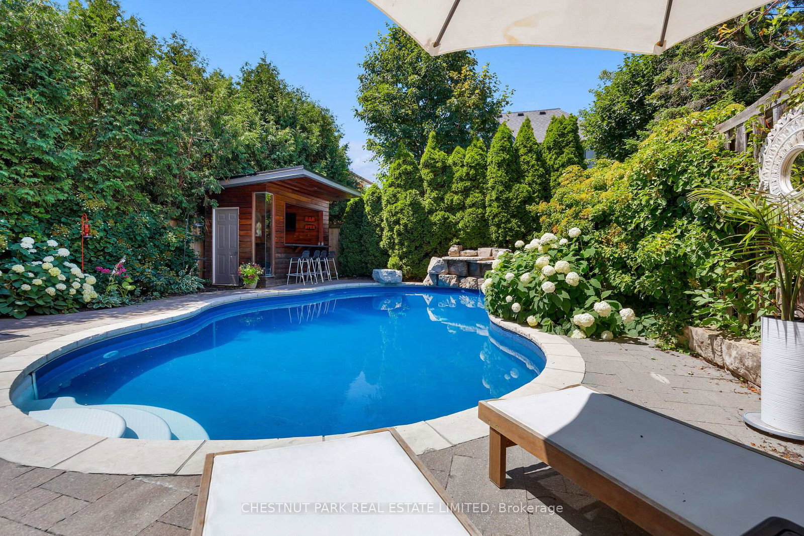 5-tyre-avenue-etobicoke-ontario-w12795618