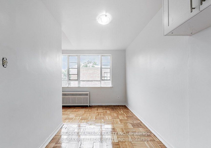 2515-eglinton-avenue-w-toronto-ontario-w12796026