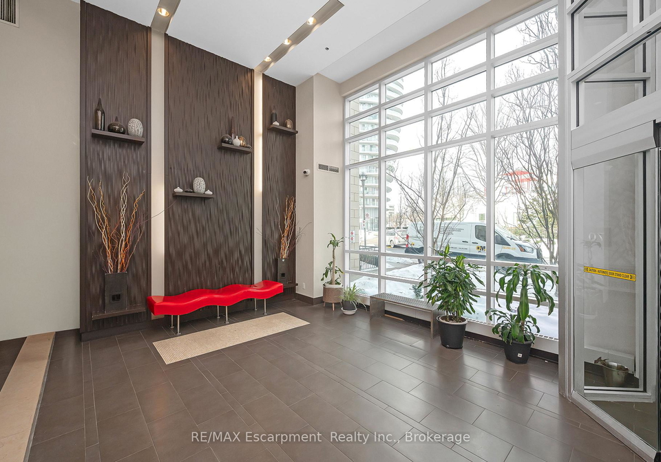 70-absolute-avenue-mississauga-ontario-w12796040