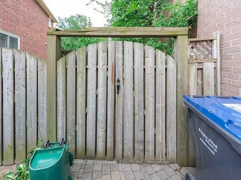 716-savoy-crescent-mississauga-ontario-w12796216