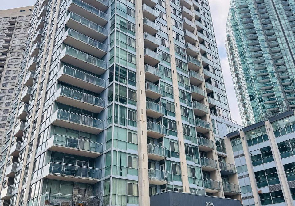 225-webb-drive-mississauga-ontario-w12796276