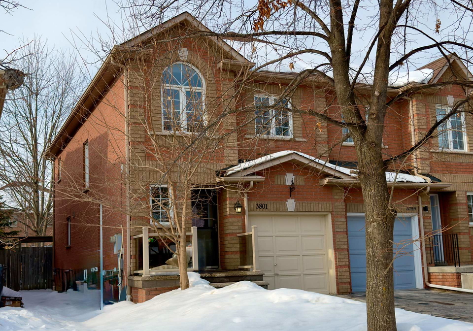 3801-forest-bluff-crescent-mississauga-ontario-w12796446