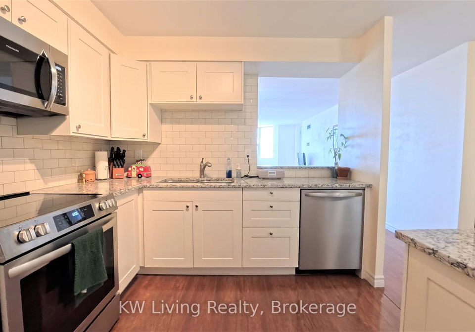3845-lake-shore-boulevard-w-etobicoke-ontario-w12796702