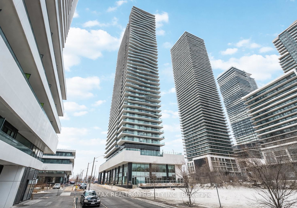 33-shore-breeze-drive-etobicoke-ontario-w12796762