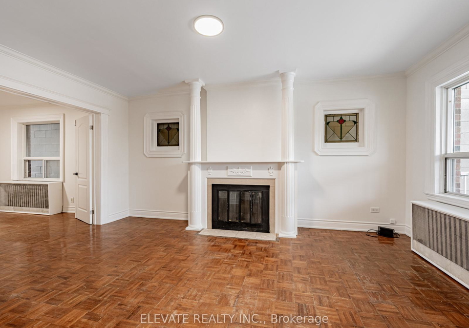 247-belgravia-avenue-north-york-ontario-w12796768
