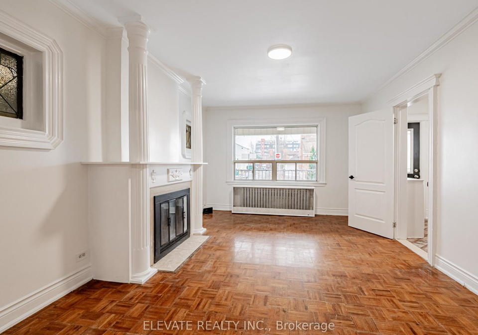 247-belgravia-avenue-north-york-ontario-w12796768