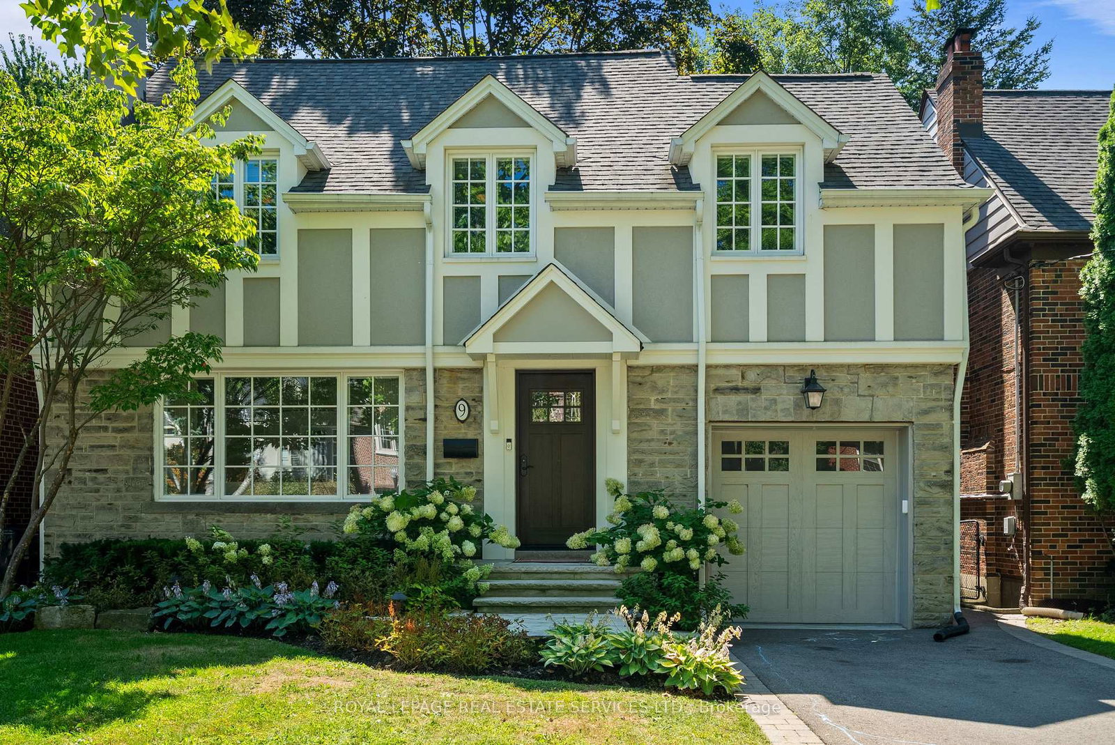 9-ashton-manor-etobicoke-ontario-w12796838