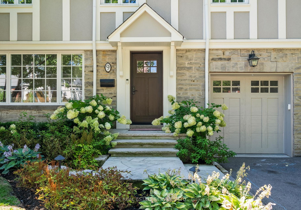 9-ashton-manor-etobicoke-ontario-w12796838