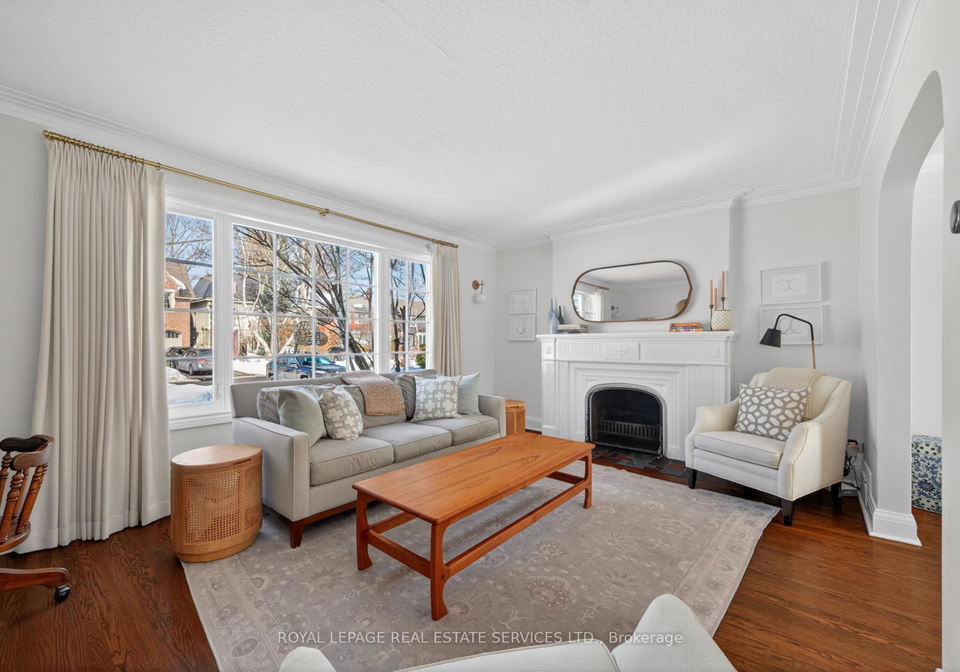 9-ashton-manor-etobicoke-ontario-w12796838