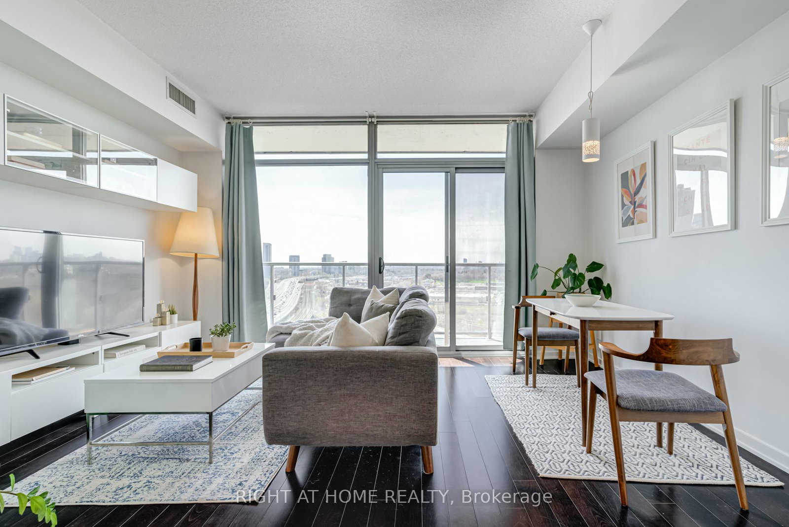 105-the-queensway-avenue-toronto-ontario-w12797090