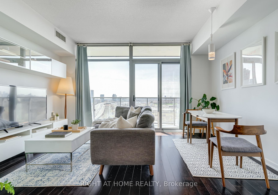 105-the-queensway-avenue-toronto-ontario-w12797090