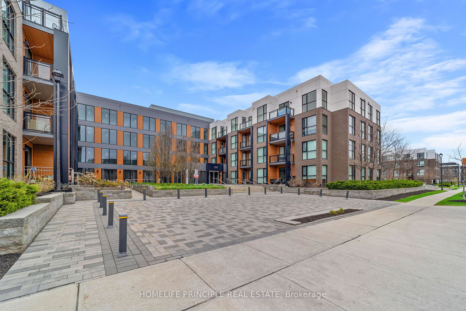 210-sabina-drive-oakville-ontario-w12797216