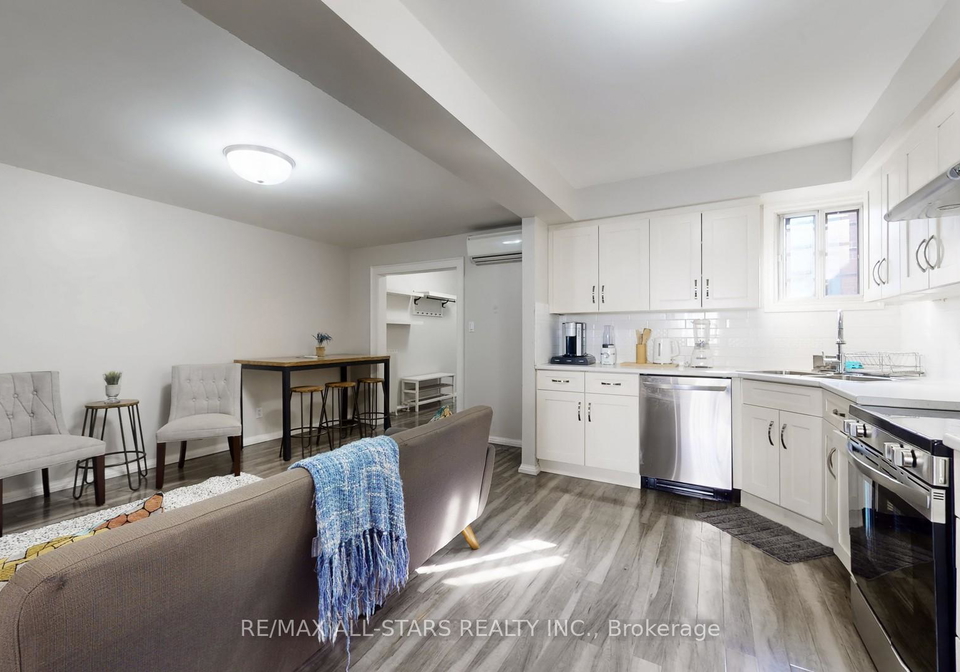 1074-bloor-street-w-toronto-ontario-w12797316