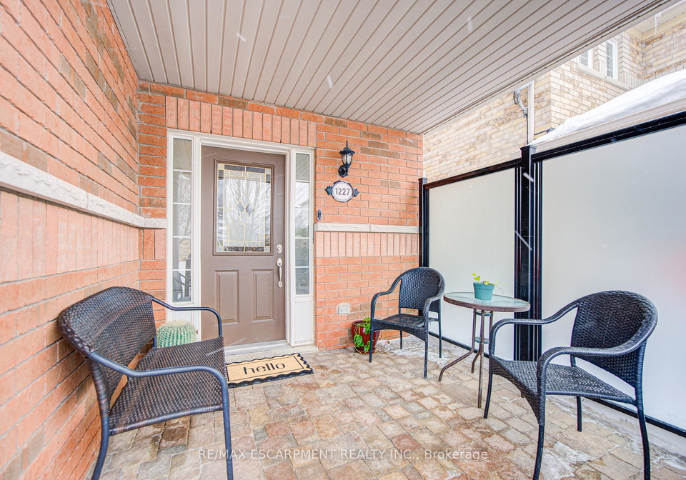 1227-lamont-crescent-milton-ontario-w12798006