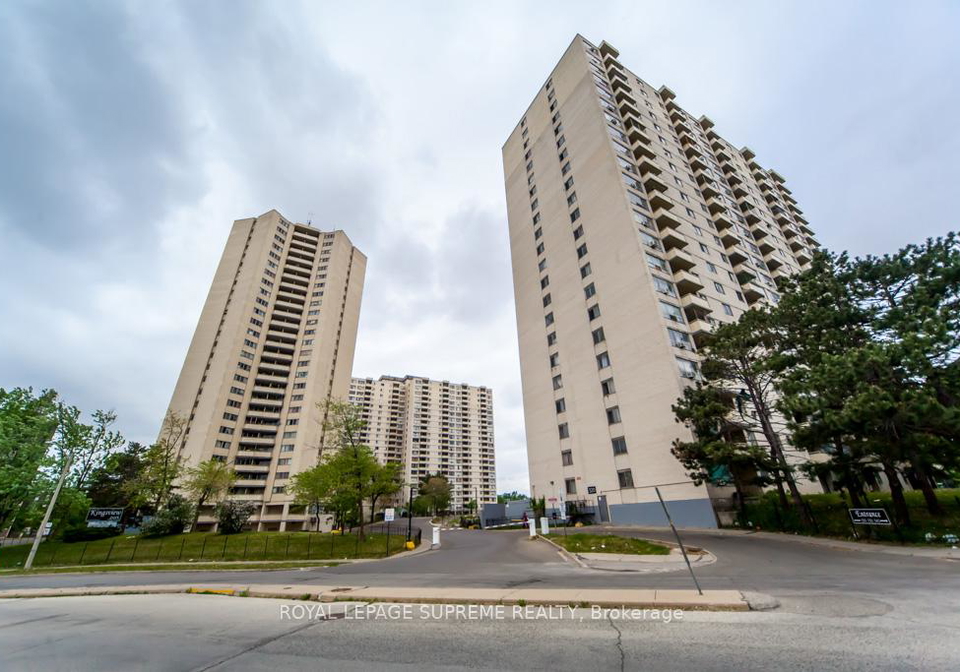 330-dixon-road-etobicoke-ontario-w12798022